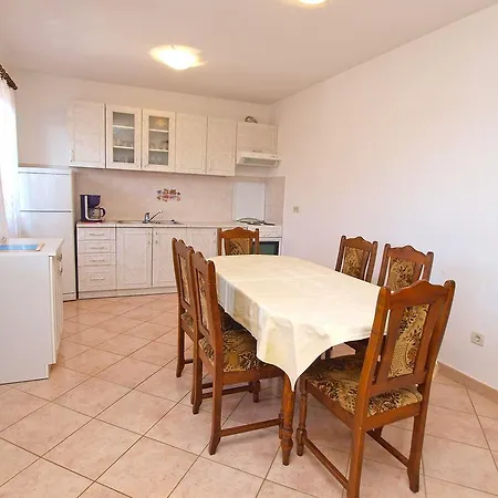 Franjo 1266 Apartment
