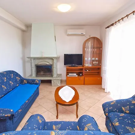 Franjo 1266 Apartment *