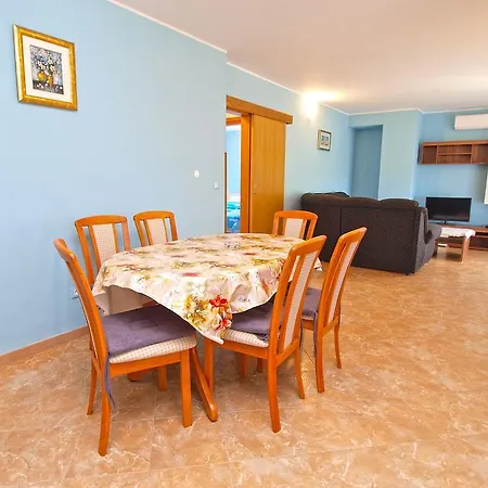 Franjo 1266 * Flengi